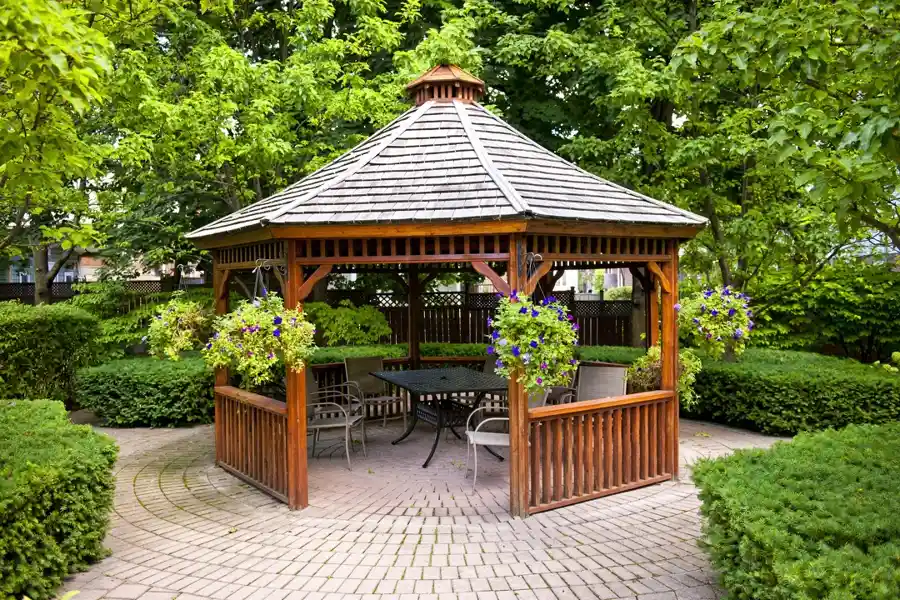 Local Landscape Maintenance in Jacksonville, FL
